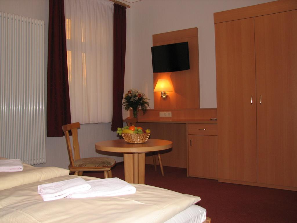 Hotel Garni Dekorahaus Bad Schandau Zimmer foto